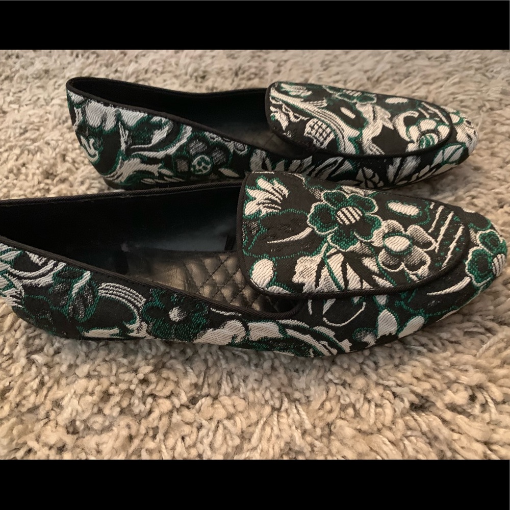Zara floral flats (size 9)